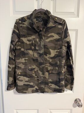 Love Tree Olive Green Camo Field Jacket